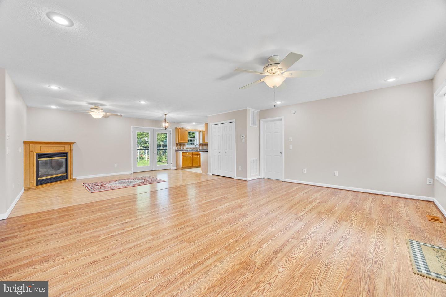 188 S SUNSET DR, BROADWAY, Virginia 22815, 3 Bedrooms Bedrooms, ,2 BathroomsBathrooms,Residential,For sale,188 S SUNSET DR,VARO2002380 MLS # VARO2002380