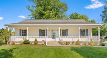 188 S SUNSET DR, BROADWAY, Virginia 22815, 3 Bedrooms Bedrooms, ,2 BathroomsBathrooms,Residential,For sale,188 S SUNSET DR,VARO2002380 MLS # VARO2002380