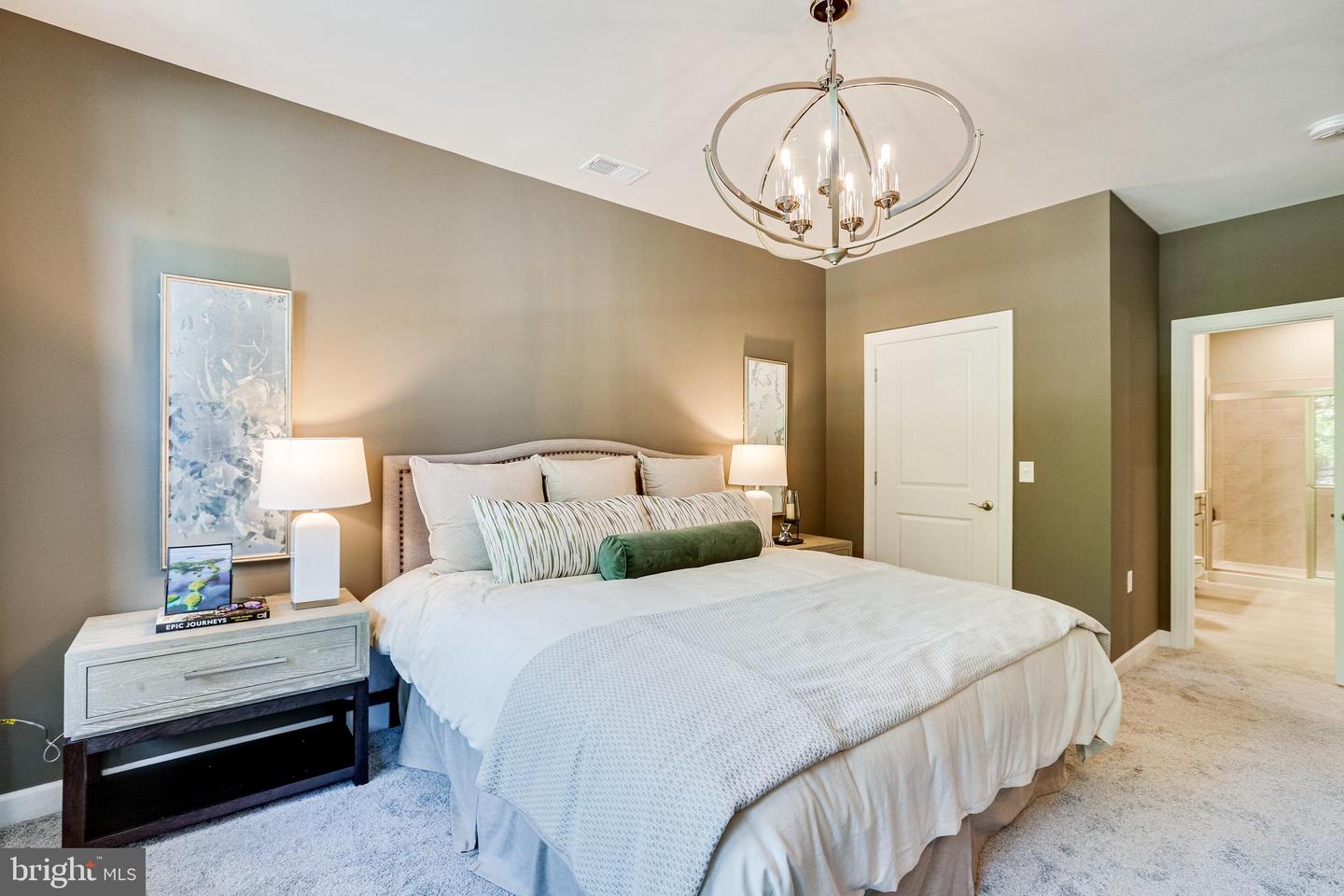 21731 DOVEKIE TER #2403, ASHBURN, Virginia 20147, 2 Bedrooms Bedrooms, ,2 BathroomsBathrooms,Residential,For sale,21731 DOVEKIE TER #2403,VALO2099756 MLS # VALO2099756