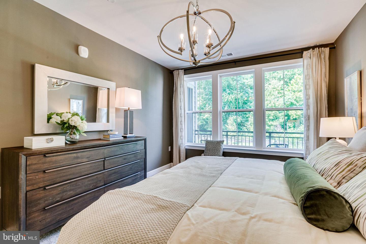 21731 DOVEKIE TER #2403, ASHBURN, Virginia 20147, 2 Bedrooms Bedrooms, ,2 BathroomsBathrooms,Residential,For sale,21731 DOVEKIE TER #2403,VALO2099756 MLS # VALO2099756