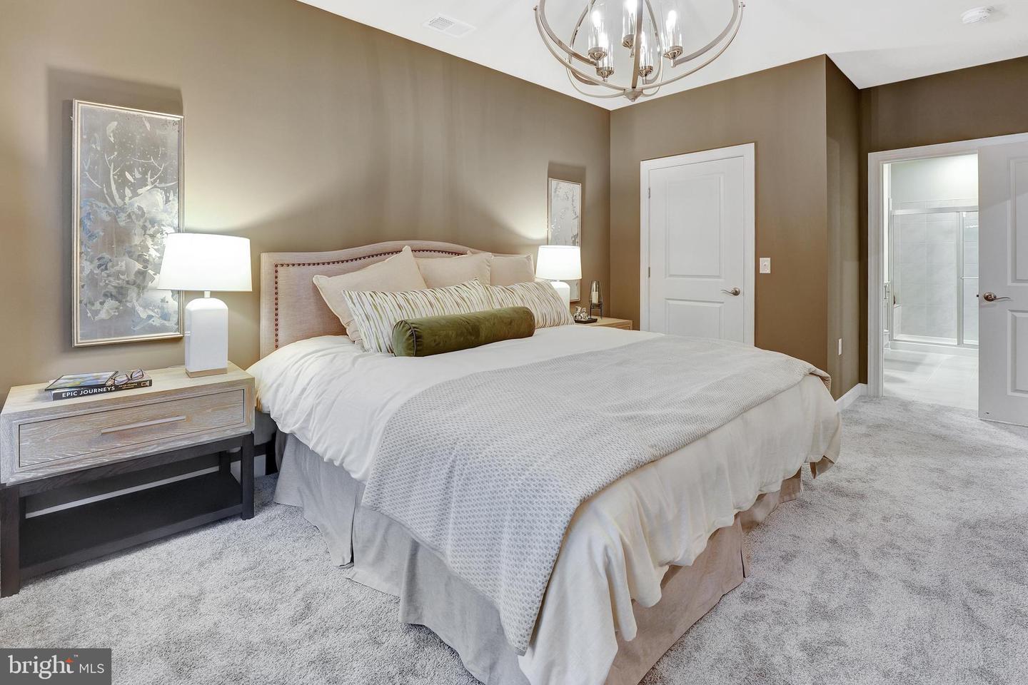 21731 DOVEKIE TER #2403, ASHBURN, Virginia 20147, 2 Bedrooms Bedrooms, ,2 BathroomsBathrooms,Residential,For sale,21731 DOVEKIE TER #2403,VALO2099756 MLS # VALO2099756