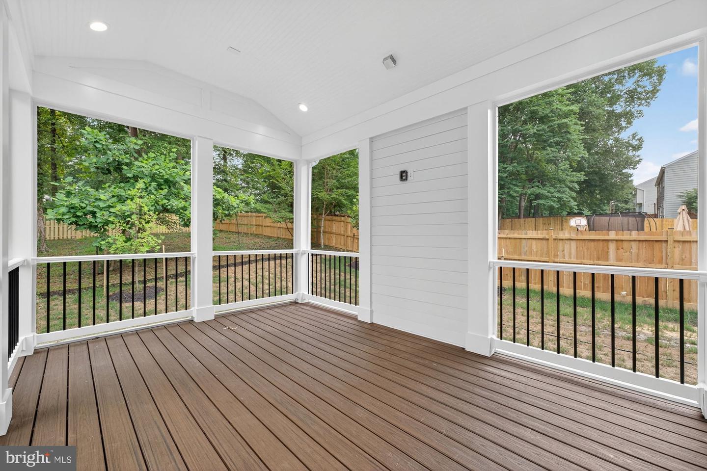 9350 TOVITO DR, FAIRFAX, Virginia 22031, 5 Bedrooms Bedrooms, ,4 BathroomsBathrooms,Residential,For sale,9350 TOVITO DR,VAFX2228440 MLS # VAFX2228440