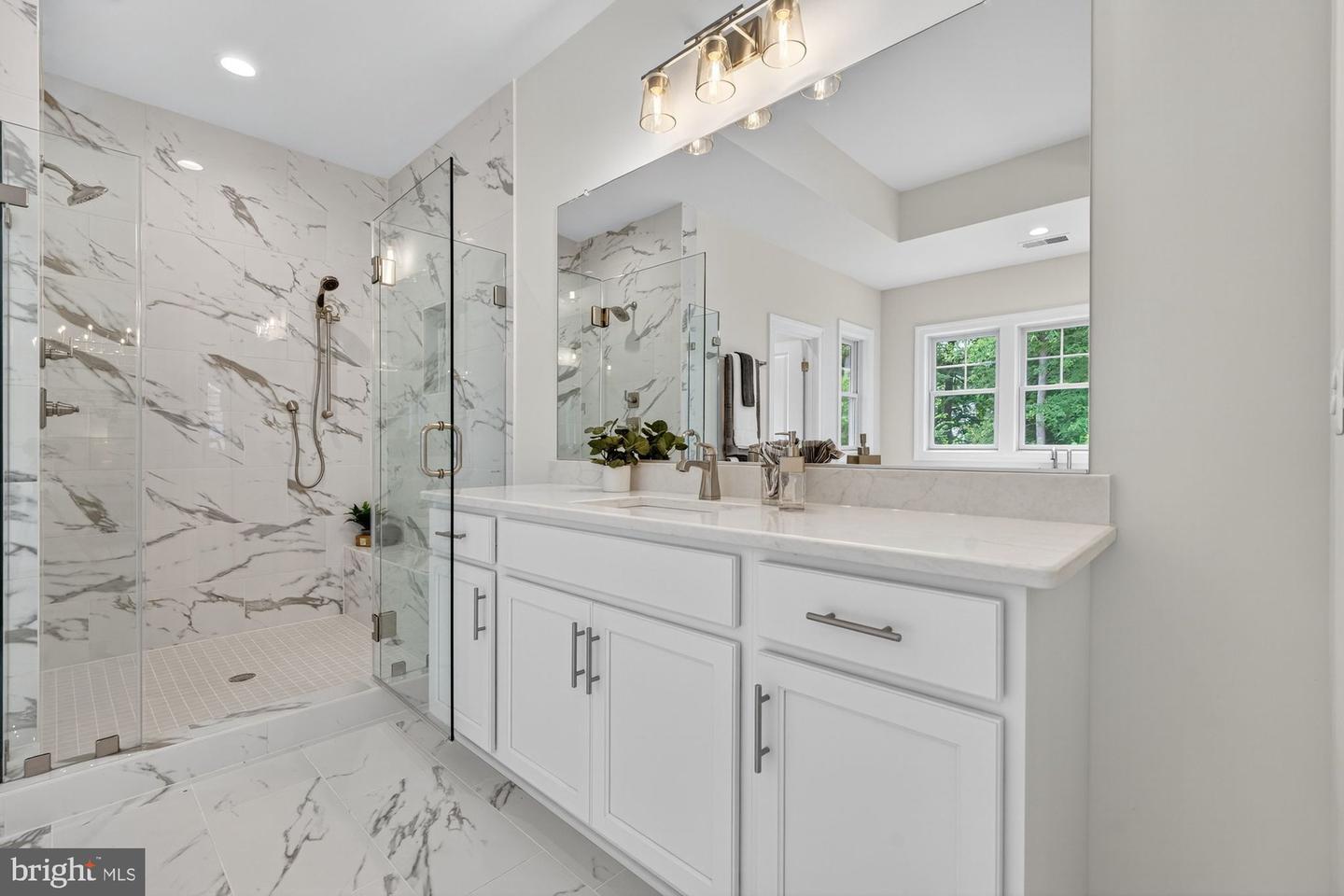 9350 TOVITO DR, FAIRFAX, Virginia 22031, 5 Bedrooms Bedrooms, ,4 BathroomsBathrooms,Residential,For sale,9350 TOVITO DR,VAFX2228440 MLS # VAFX2228440
