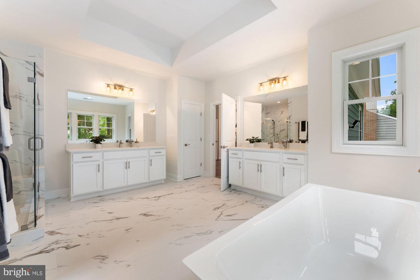 9350 TOVITO DR, FAIRFAX, Virginia 22031, 5 Bedrooms Bedrooms, ,4 BathroomsBathrooms,Residential,For sale,9350 TOVITO DR,VAFX2228440 MLS # VAFX2228440