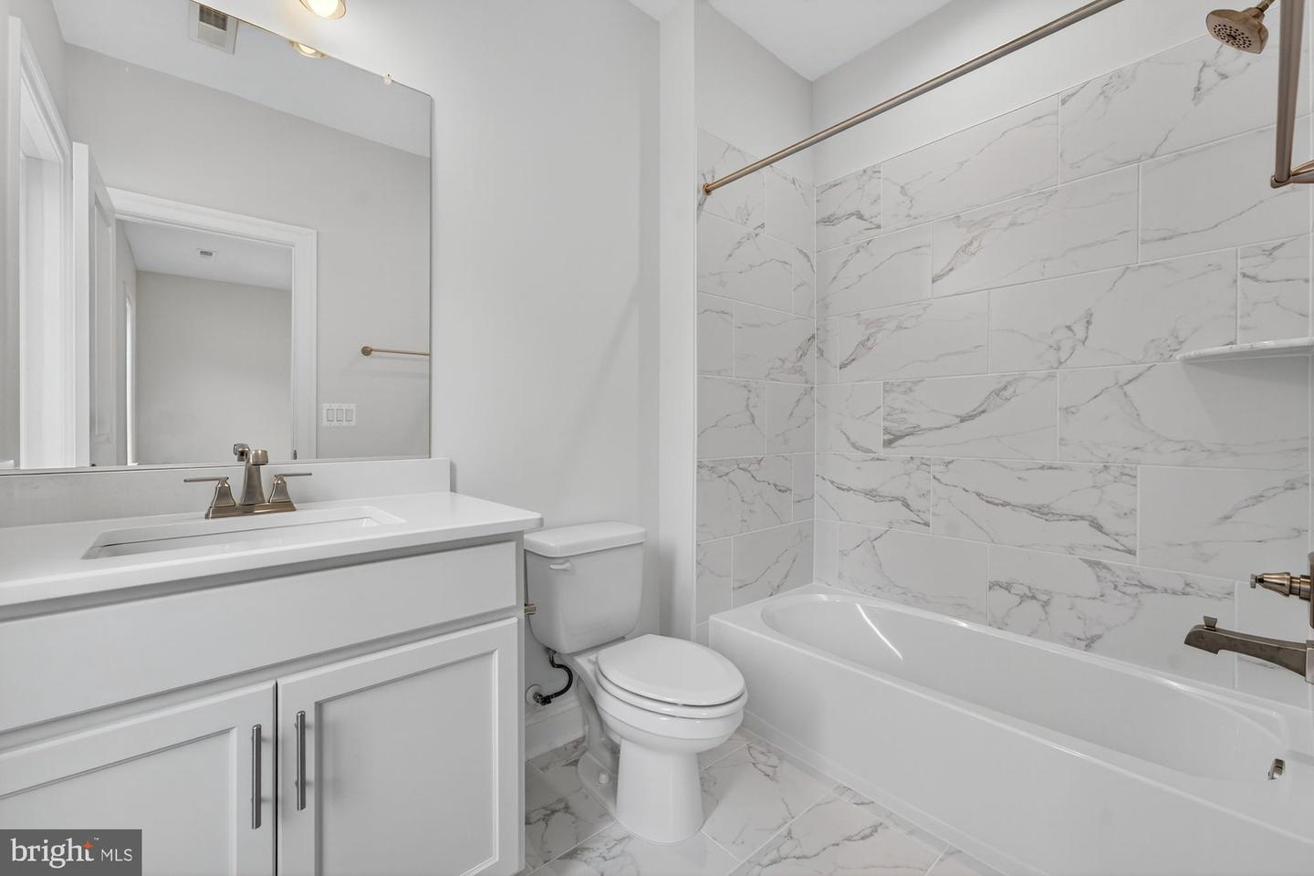 9350 TOVITO DR, FAIRFAX, Virginia 22031, 5 Bedrooms Bedrooms, ,4 BathroomsBathrooms,Residential,For sale,9350 TOVITO DR,VAFX2228440 MLS # VAFX2228440