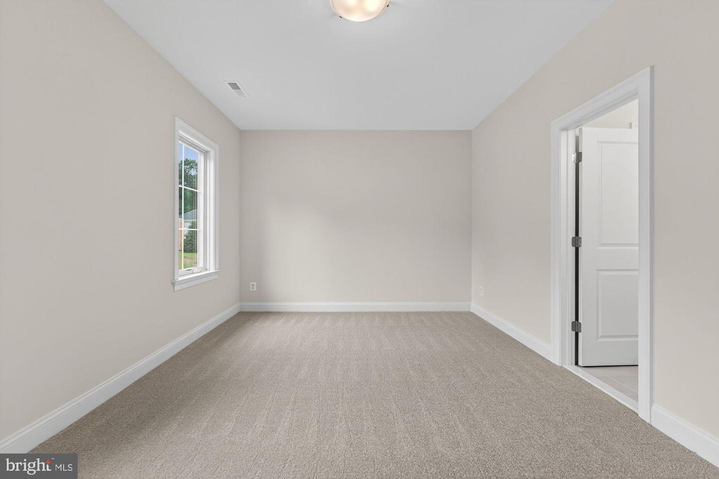 9350 TOVITO DR, FAIRFAX, Virginia 22031, 5 Bedrooms Bedrooms, ,4 BathroomsBathrooms,Residential,For sale,9350 TOVITO DR,VAFX2228440 MLS # VAFX2228440