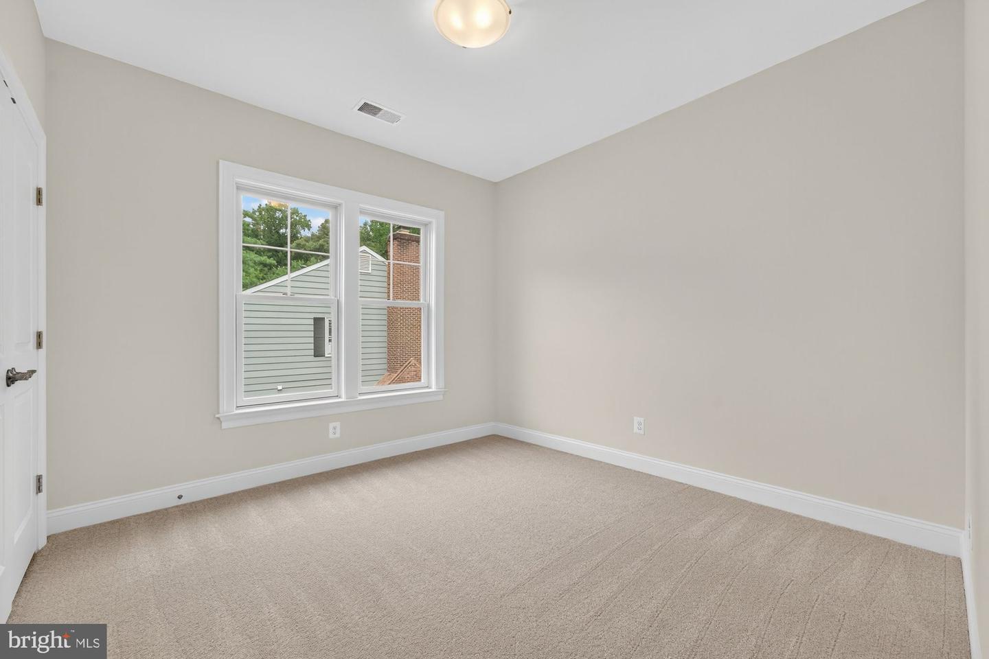 9350 TOVITO DR, FAIRFAX, Virginia 22031, 5 Bedrooms Bedrooms, ,4 BathroomsBathrooms,Residential,For sale,9350 TOVITO DR,VAFX2228440 MLS # VAFX2228440