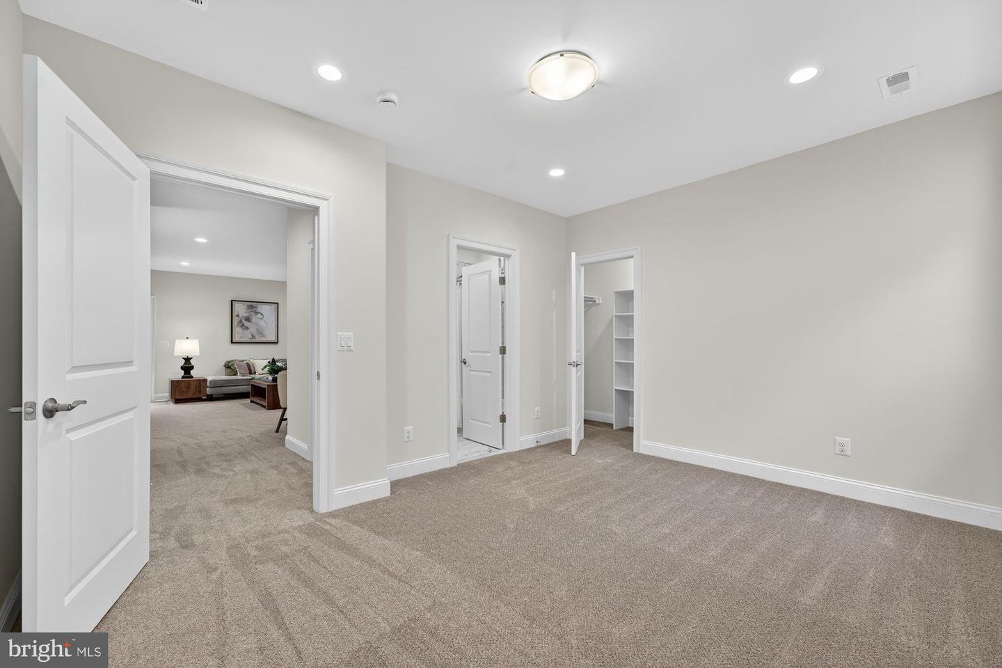 9350 TOVITO DR, FAIRFAX, Virginia 22031, 5 Bedrooms Bedrooms, ,4 BathroomsBathrooms,Residential,For sale,9350 TOVITO DR,VAFX2228440 MLS # VAFX2228440