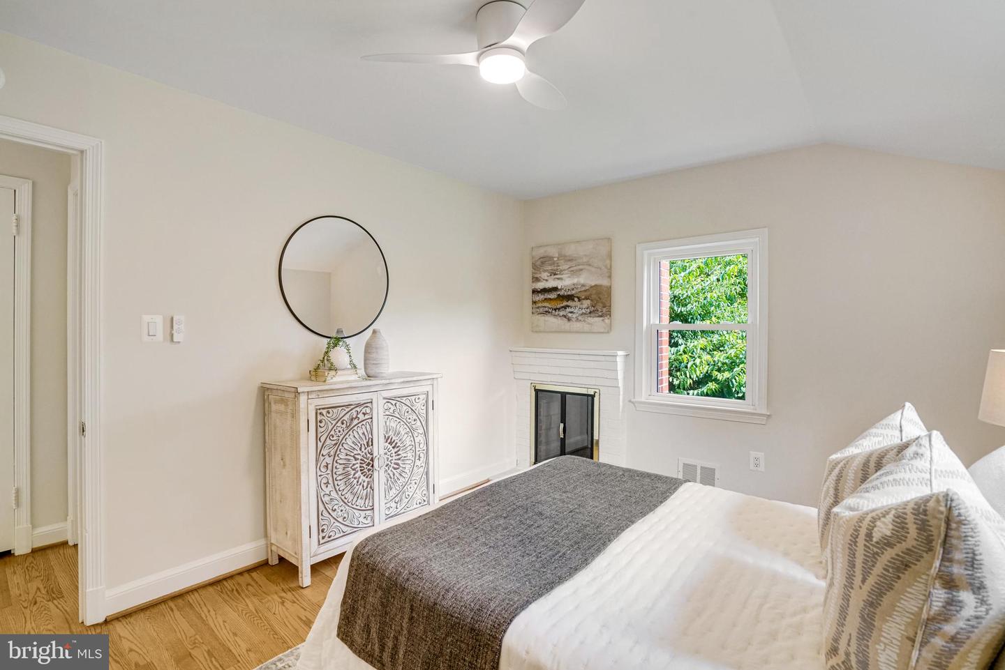 1705 N QUESADA ST, ARLINGTON, Virginia 22205, 3 Bedrooms Bedrooms, ,2 BathroomsBathrooms,Residential,For sale,1705 N QUESADA ST,VAAR2054756 MLS # VAAR2054756
