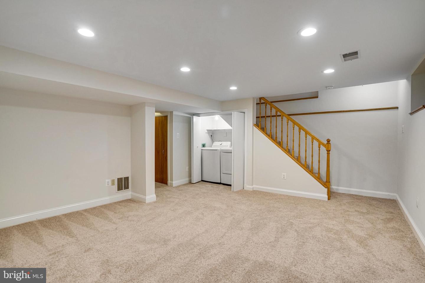 1705 N QUESADA ST, ARLINGTON, Virginia 22205, 3 Bedrooms Bedrooms, ,2 BathroomsBathrooms,Residential,For sale,1705 N QUESADA ST,VAAR2054756 MLS # VAAR2054756