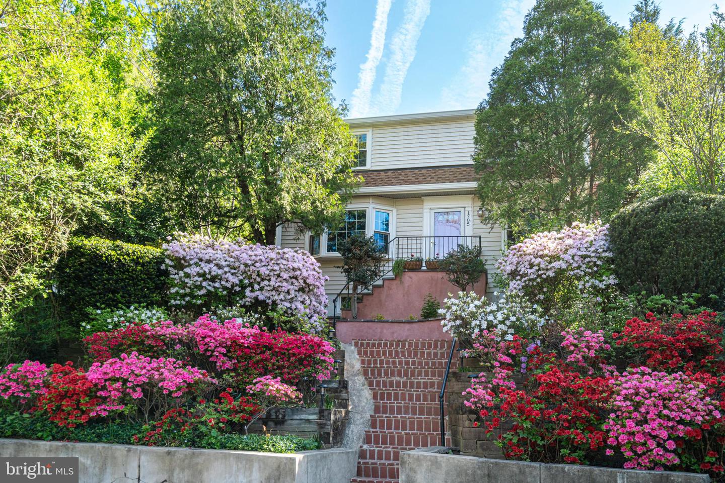 1705 N QUESADA ST, ARLINGTON, Virginia 22205, 3 Bedrooms Bedrooms, ,2 BathroomsBathrooms,Residential,For sale,1705 N QUESADA ST,VAAR2054756 MLS # VAAR2054756
