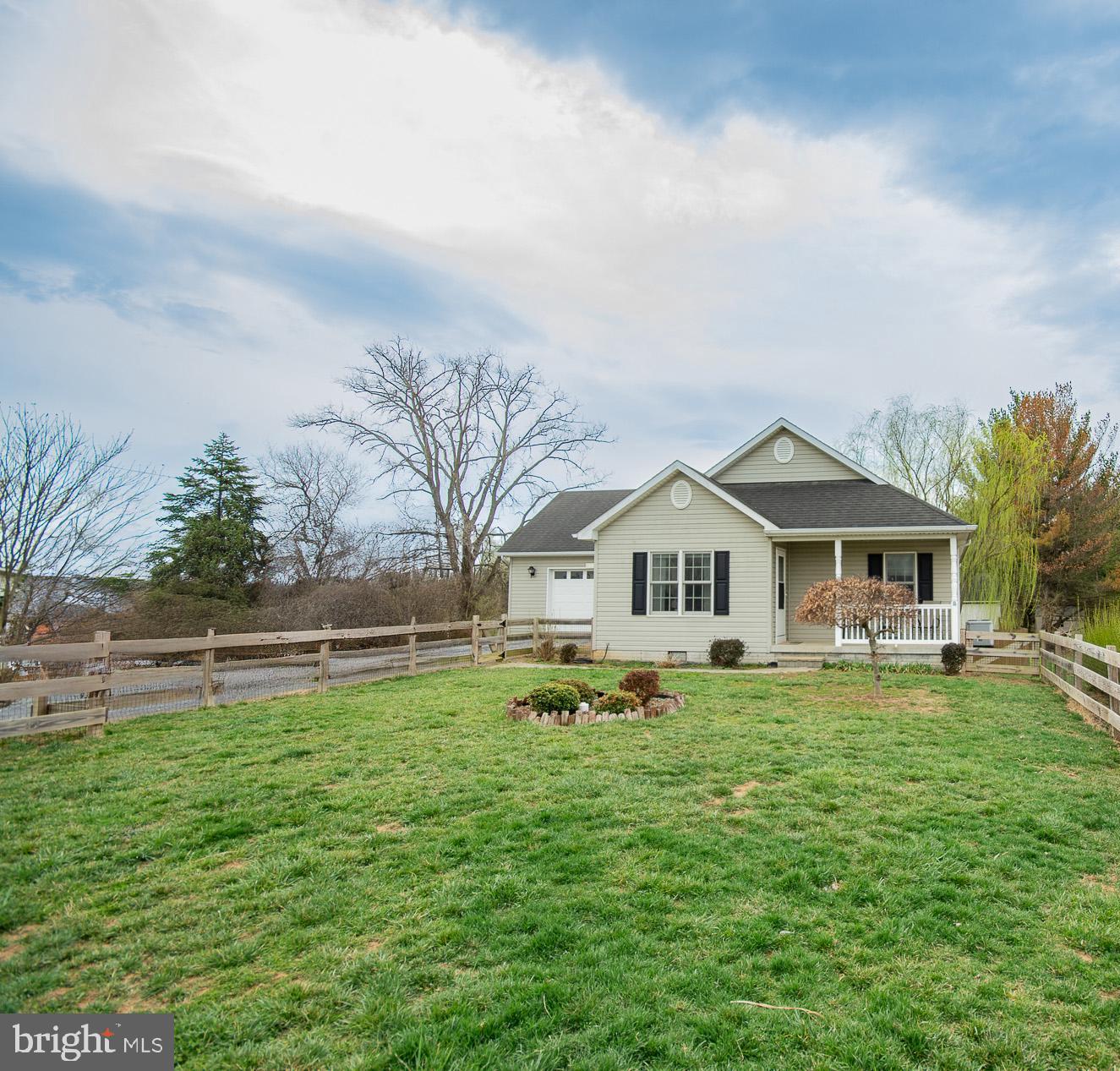 200 WOODBINE RD, CLEAR BROOK, Virginia 22624, 3 Bedrooms Bedrooms, ,2 BathroomsBathrooms,Residential,For sale,200 WOODBINE RD,VAFV2033144 MLS # VAFV2033144
