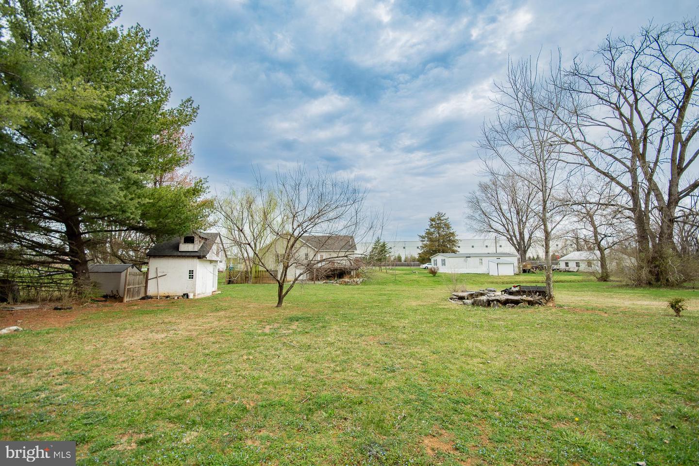 200 WOODBINE RD, CLEAR BROOK, Virginia 22624, 3 Bedrooms Bedrooms, ,2 BathroomsBathrooms,Residential,For sale,200 WOODBINE RD,VAFV2033144 MLS # VAFV2033144