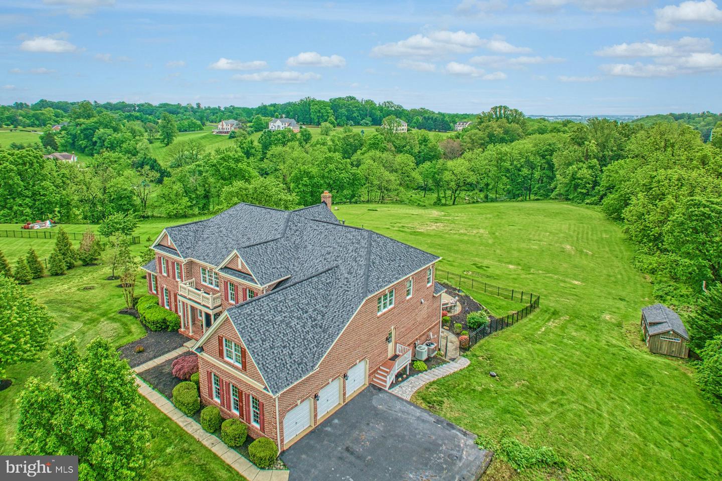18102 EAGLESHAM CT, LEESBURG, Virginia 20175, 5 Bedrooms Bedrooms, ,5 BathroomsBathrooms,Residential,For sale,18102 EAGLESHAM CT,VALO2092994 MLS # VALO2092994