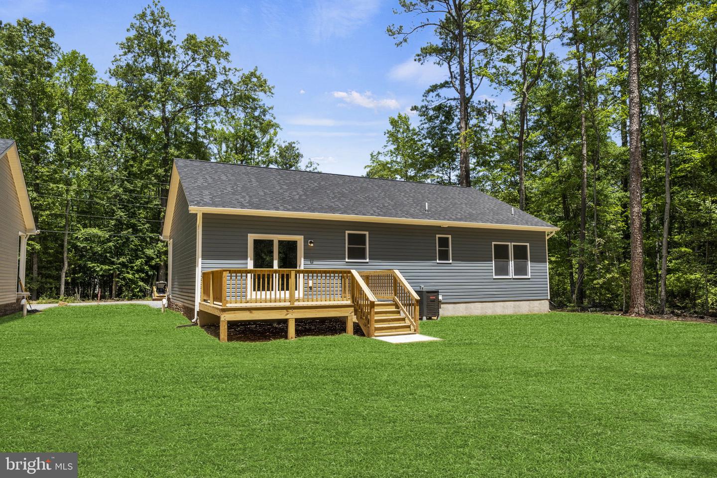 77 FOREST GROVE RD, COLONIAL BEACH, Virginia 22443, 3 Bedrooms Bedrooms, ,2 BathroomsBathrooms,Residential,For sale,77 FOREST GROVE RD,VAWE2008646 MLS # VAWE2008646