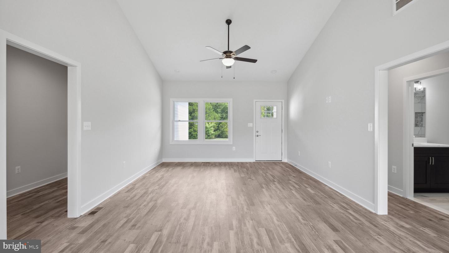 77 FOREST GROVE RD, COLONIAL BEACH, Virginia 22443, 3 Bedrooms Bedrooms, ,2 BathroomsBathrooms,Residential,For sale,77 FOREST GROVE RD,VAWE2008646 MLS # VAWE2008646
