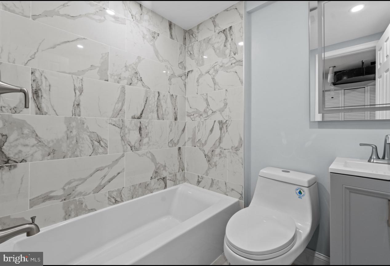 714 HAMILTON ST NE, WASHINGTON, District Of Columbia 20011, 3 Bedrooms Bedrooms, ,2 BathroomsBathrooms,Residential,For sale,714 HAMILTON ST NE,DCDC2197670 MLS # DCDC2197670