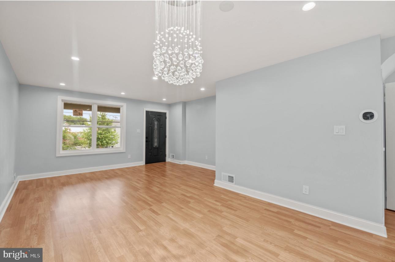 714 HAMILTON ST NE, WASHINGTON, District Of Columbia 20011, 3 Bedrooms Bedrooms, ,2 BathroomsBathrooms,Residential,For sale,714 HAMILTON ST NE,DCDC2197670 MLS # DCDC2197670