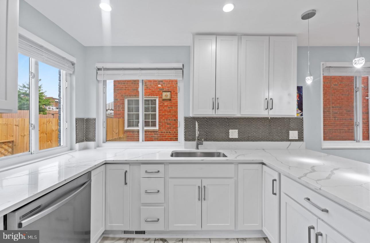 714 HAMILTON ST NE, WASHINGTON, District Of Columbia 20011, 3 Bedrooms Bedrooms, ,2 BathroomsBathrooms,Residential,For sale,714 HAMILTON ST NE,DCDC2197670 MLS # DCDC2197670