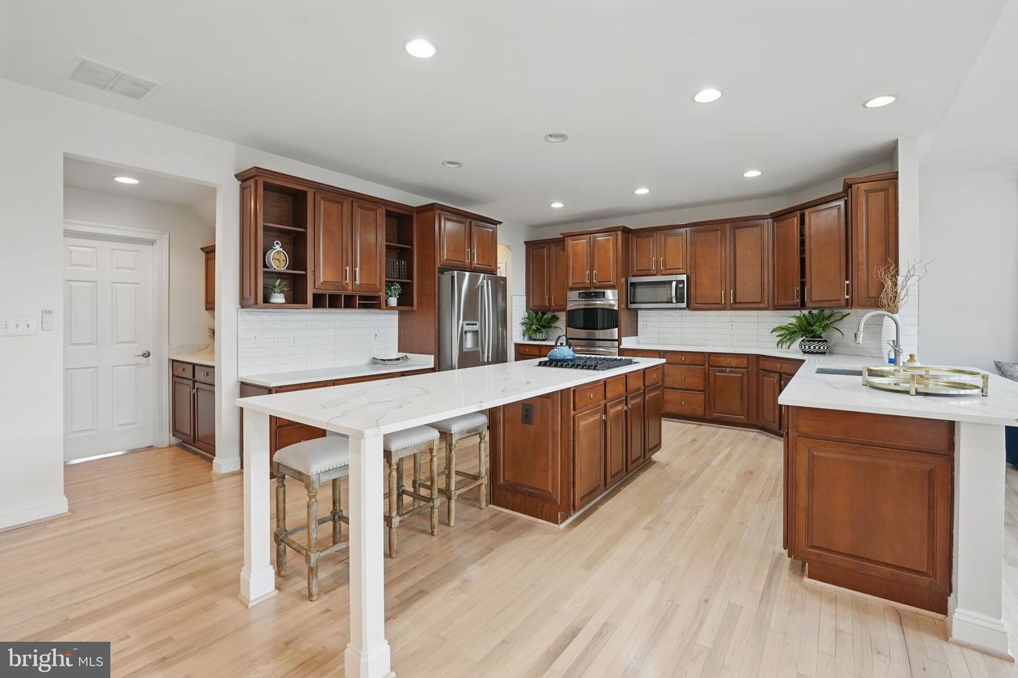 16970 CARMICHAEL PL, PURCELLVILLE, Virginia 20132, 4 Bedrooms Bedrooms, ,4 BathroomsBathrooms,Residential,For sale,16970 CARMICHAEL PL,VALO2095580 MLS # VALO2095580