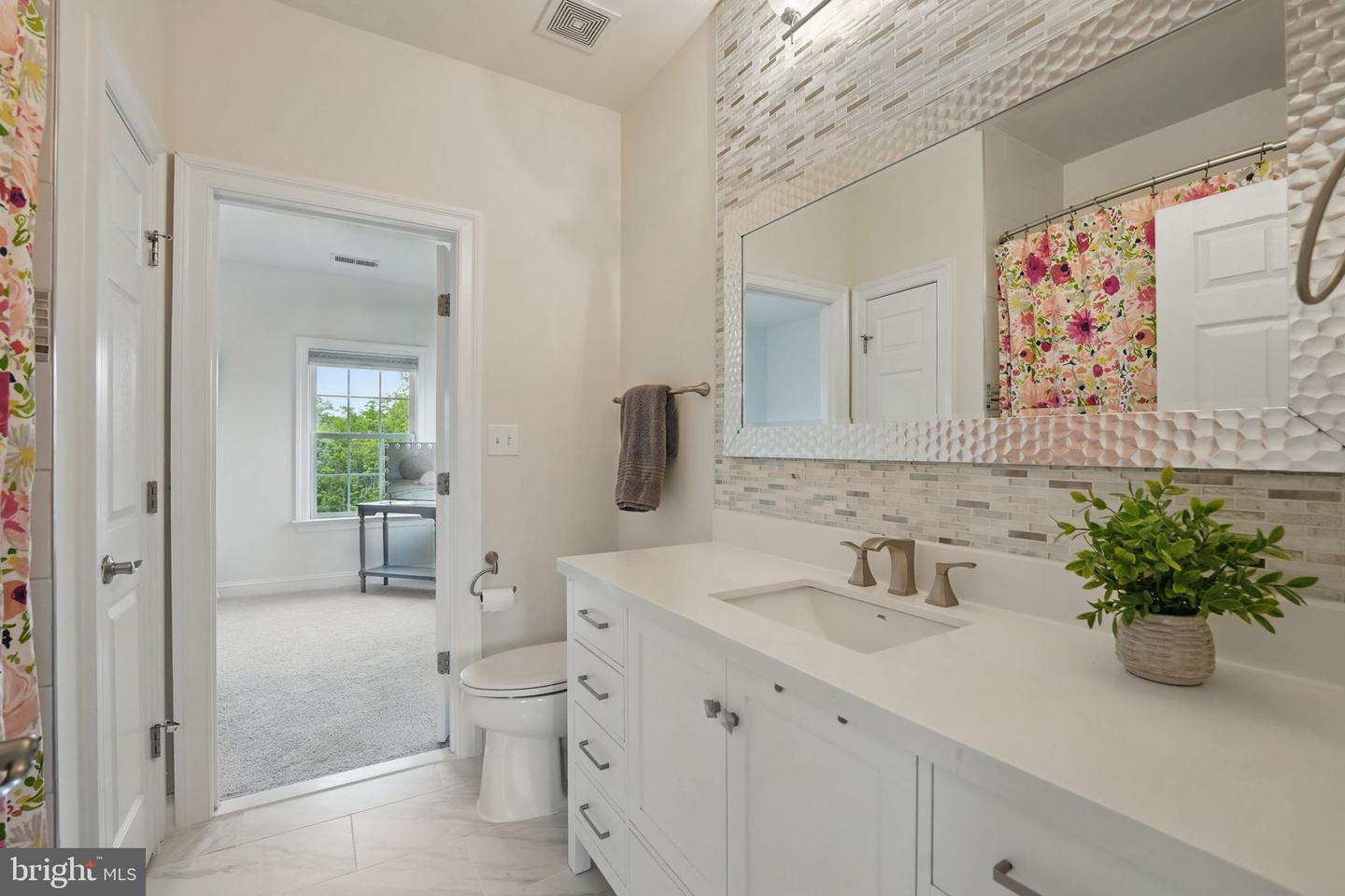 16970 CARMICHAEL PL, PURCELLVILLE, Virginia 20132, 4 Bedrooms Bedrooms, ,4 BathroomsBathrooms,Residential,For sale,16970 CARMICHAEL PL,VALO2095580 MLS # VALO2095580