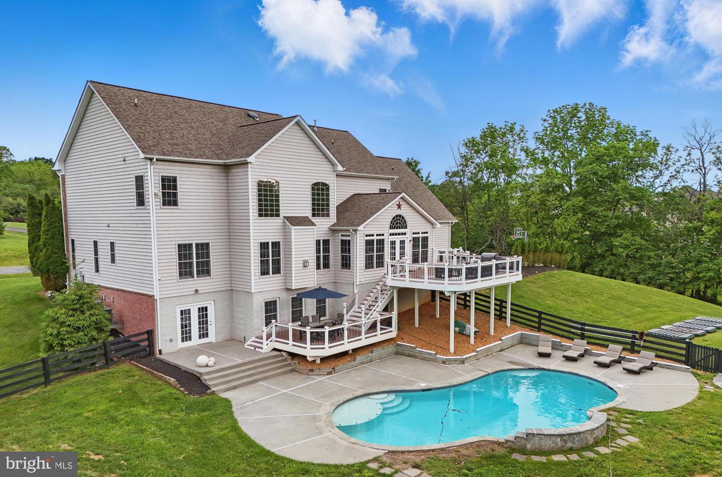 16970 CARMICHAEL PL, PURCELLVILLE, Virginia 20132, 4 Bedrooms Bedrooms, ,4 BathroomsBathrooms,Residential,For sale,16970 CARMICHAEL PL,VALO2095580 MLS # VALO2095580