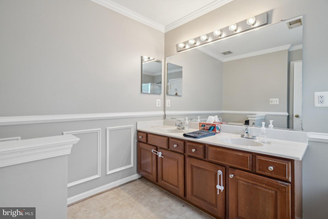 8645 ADRIENNE PL, MANASSAS, Virginia 20110, 4 Bedrooms Bedrooms, ,3 BathroomsBathrooms,Residential,For sale,8645 ADRIENNE PL,VAMN2008268 MLS # VAMN2008268