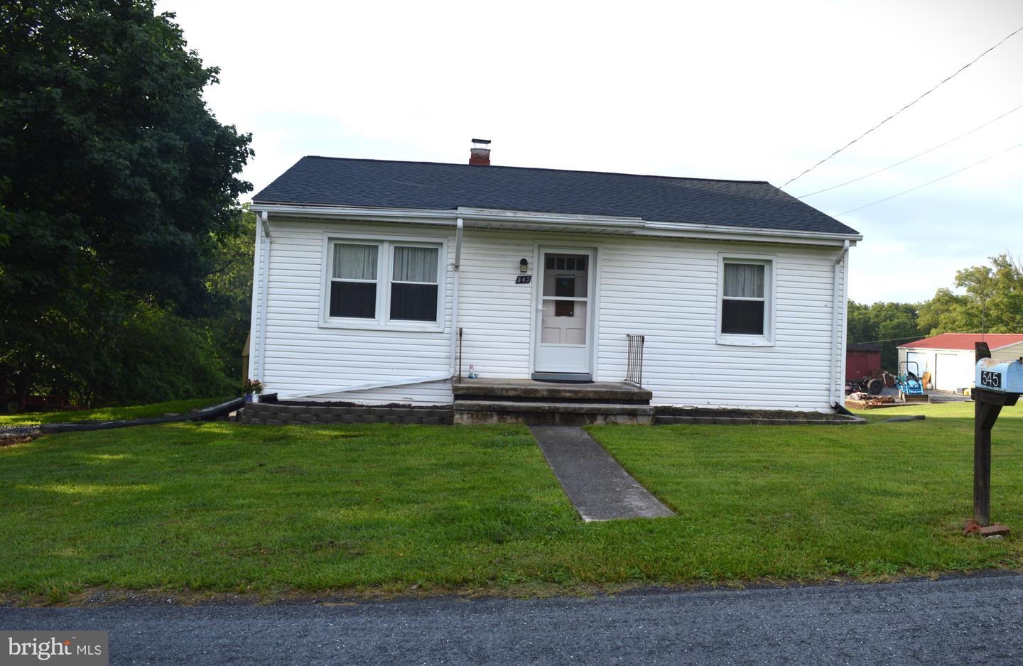 545 CATLETT MOUNTAIN RD, FRONT ROYAL, Virginia 22630, 2 Bedrooms Bedrooms, ,1 BathroomBathrooms,Residential,For sale,545 CATLETT MOUNTAIN RD,VAWR2011152 MLS # VAWR2011152