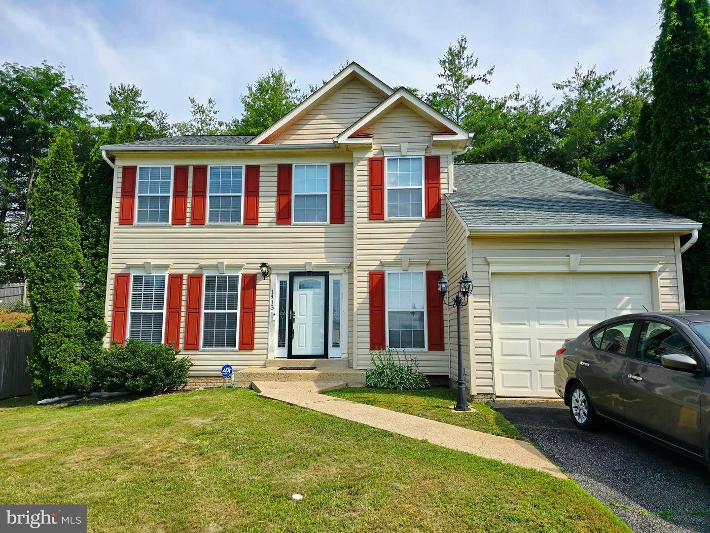 14131 ROCKINGHORSE DR, WOODBRIDGE, Virginia 22193, 4 Bedrooms Bedrooms, ,3 BathroomsBathrooms,Residential,For sale,14131 ROCKINGHORSE DR,VAPW2094716 MLS # VAPW2094716