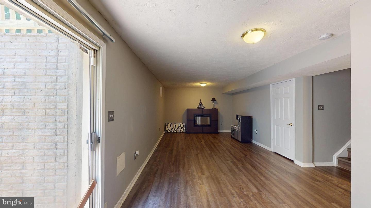14131 ROCKINGHORSE DR, WOODBRIDGE, Virginia 22193, 4 Bedrooms Bedrooms, ,3 BathroomsBathrooms,Residential,For sale,14131 ROCKINGHORSE DR,VAPW2094716 MLS # VAPW2094716