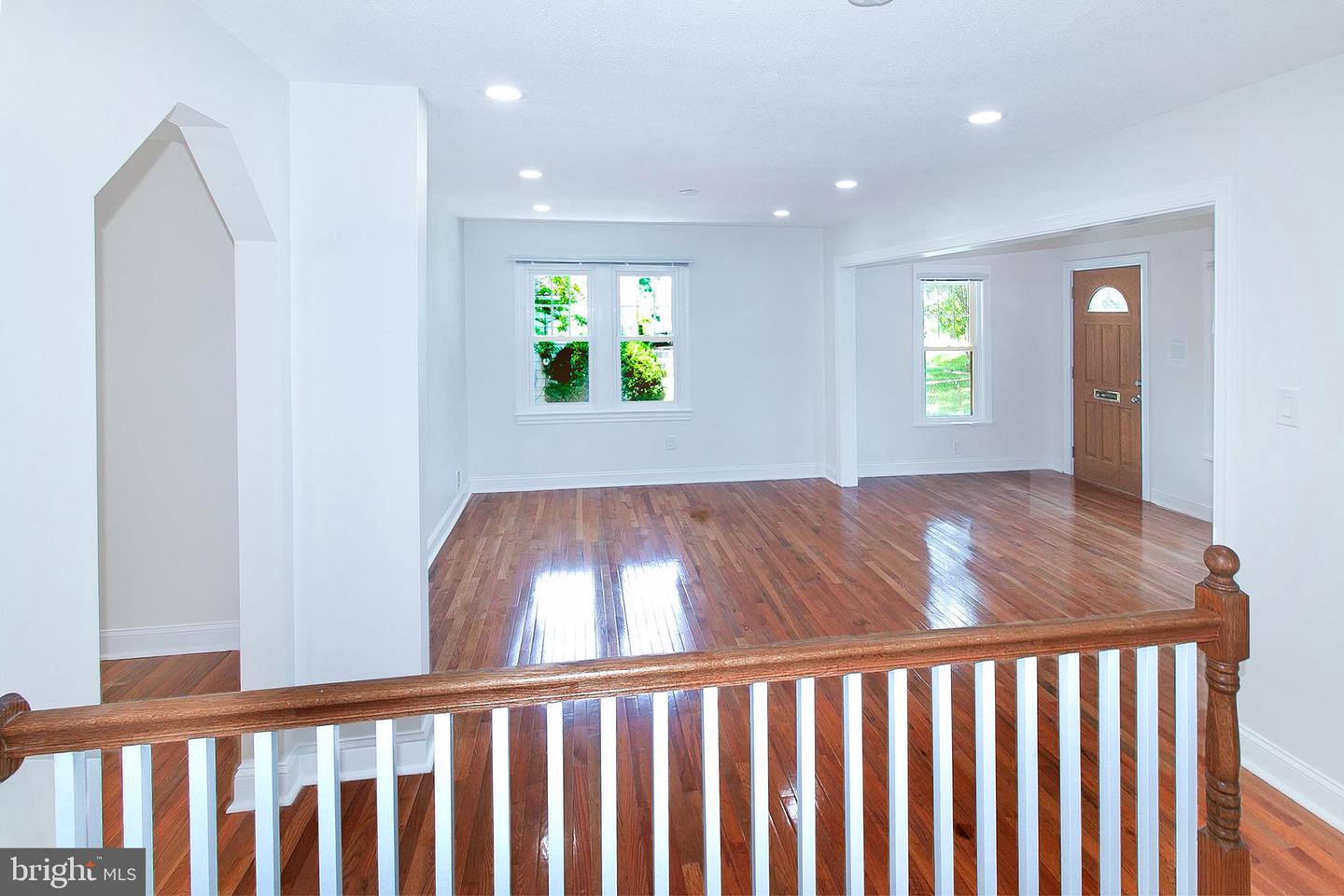 2904 FAIRMONT ST, FALLS CHURCH, Virginia 22042, 3 Bedrooms Bedrooms, ,3 BathroomsBathrooms,Residential,For sale,2904 FAIRMONT ST,VAFX2241322 MLS # VAFX2241322