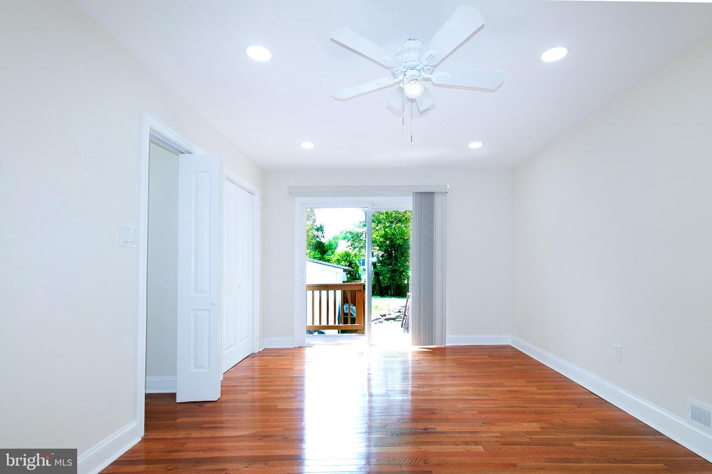 2904 FAIRMONT ST, FALLS CHURCH, Virginia 22042, 3 Bedrooms Bedrooms, ,3 BathroomsBathrooms,Residential,For sale,2904 FAIRMONT ST,VAFX2241322 MLS # VAFX2241322