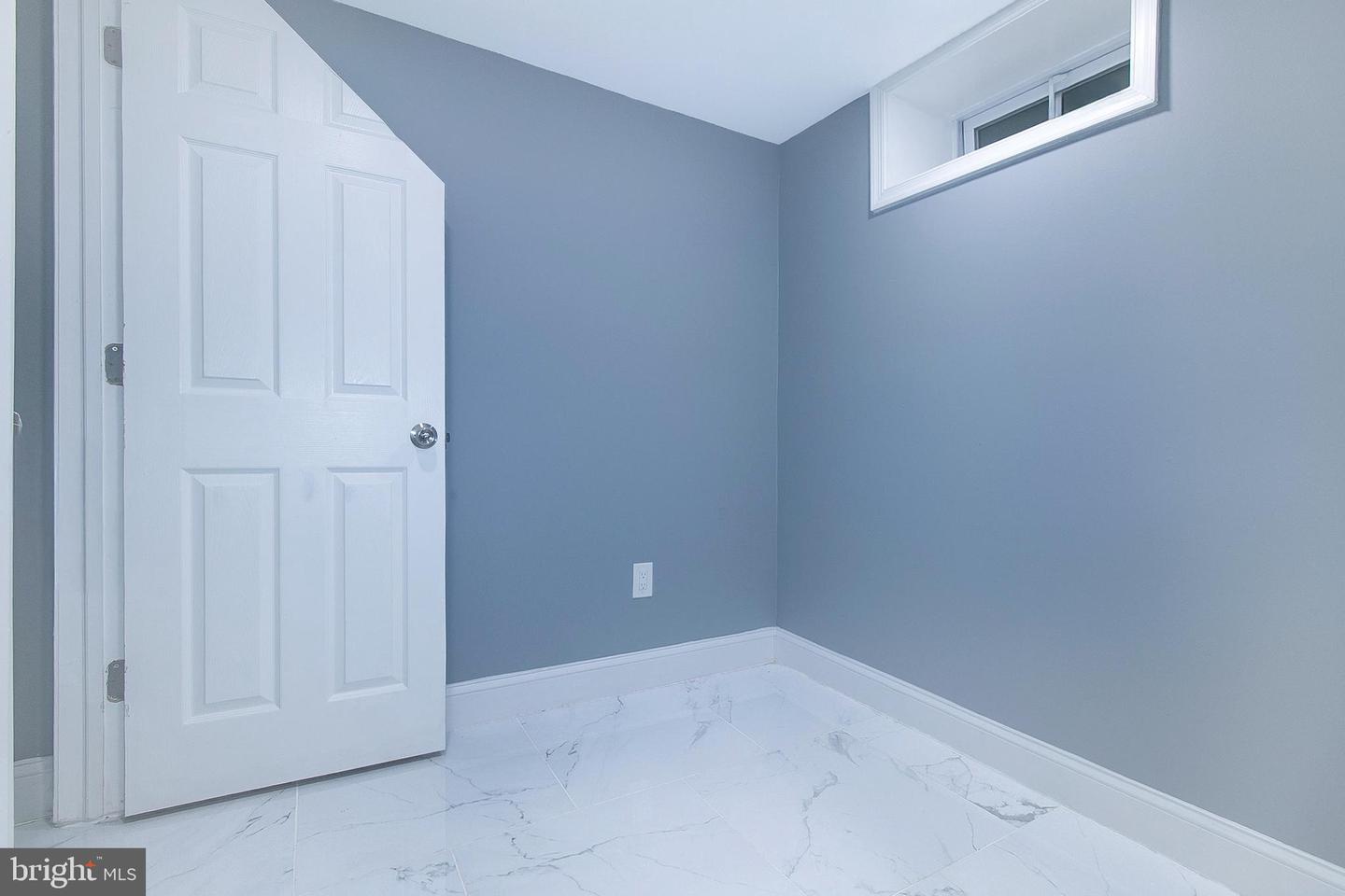 2904 FAIRMONT ST, FALLS CHURCH, Virginia 22042, 3 Bedrooms Bedrooms, ,3 BathroomsBathrooms,Residential,For sale,2904 FAIRMONT ST,VAFX2241322 MLS # VAFX2241322