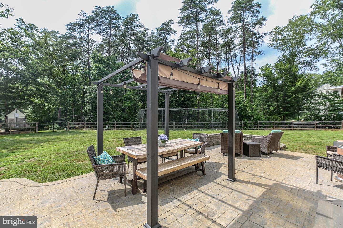 550 LONG MEADOW DR, FREDERICKSBURG, Virginia 22406, 4 Bedrooms Bedrooms, ,2 BathroomsBathrooms,Residential,For sale,550 LONG MEADOW DR,VAST2039208 MLS # VAST2039208