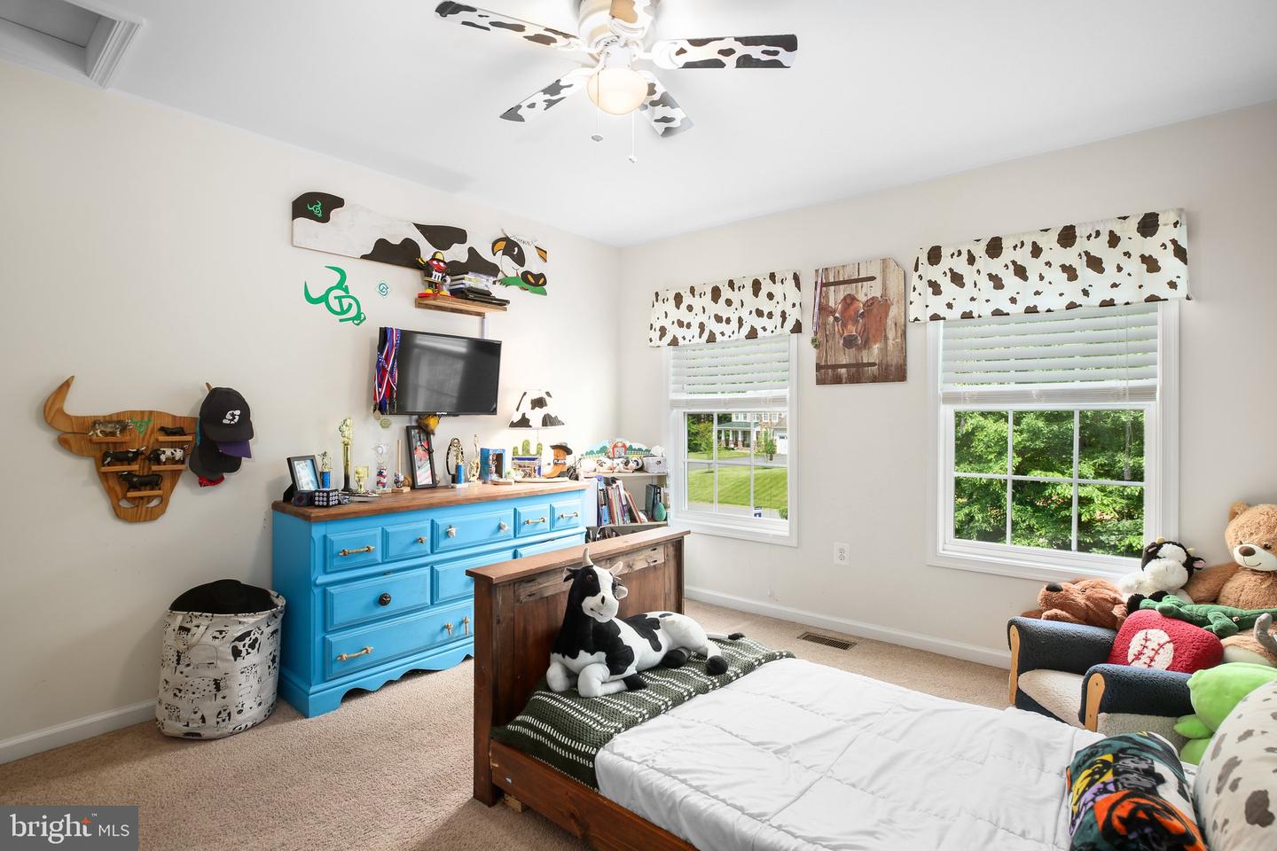 550 LONG MEADOW DR, FREDERICKSBURG, Virginia 22406, 4 Bedrooms Bedrooms, ,2 BathroomsBathrooms,Residential,For sale,550 LONG MEADOW DR,VAST2039208 MLS # VAST2039208