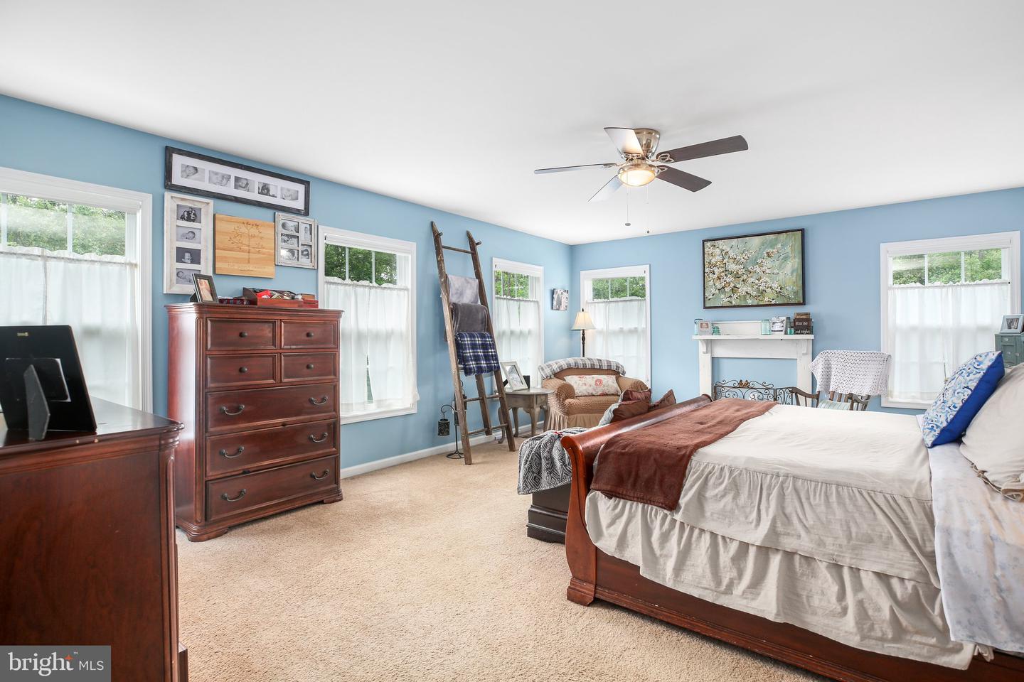 550 LONG MEADOW DR, FREDERICKSBURG, Virginia 22406, 4 Bedrooms Bedrooms, ,2 BathroomsBathrooms,Residential,For sale,550 LONG MEADOW DR,VAST2039208 MLS # VAST2039208