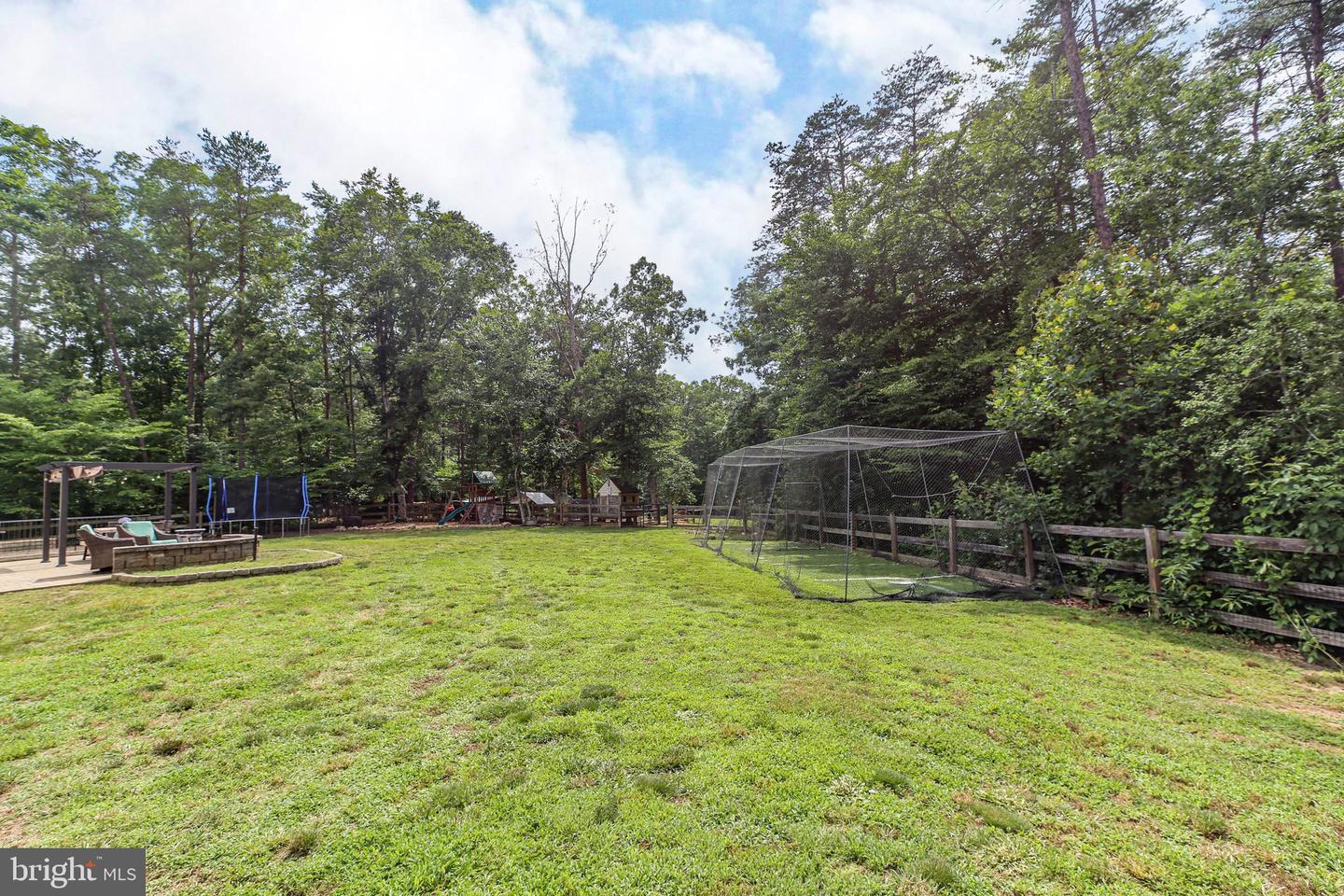 550 LONG MEADOW DR, FREDERICKSBURG, Virginia 22406, 4 Bedrooms Bedrooms, ,2 BathroomsBathrooms,Residential,For sale,550 LONG MEADOW DR,VAST2039208 MLS # VAST2039208