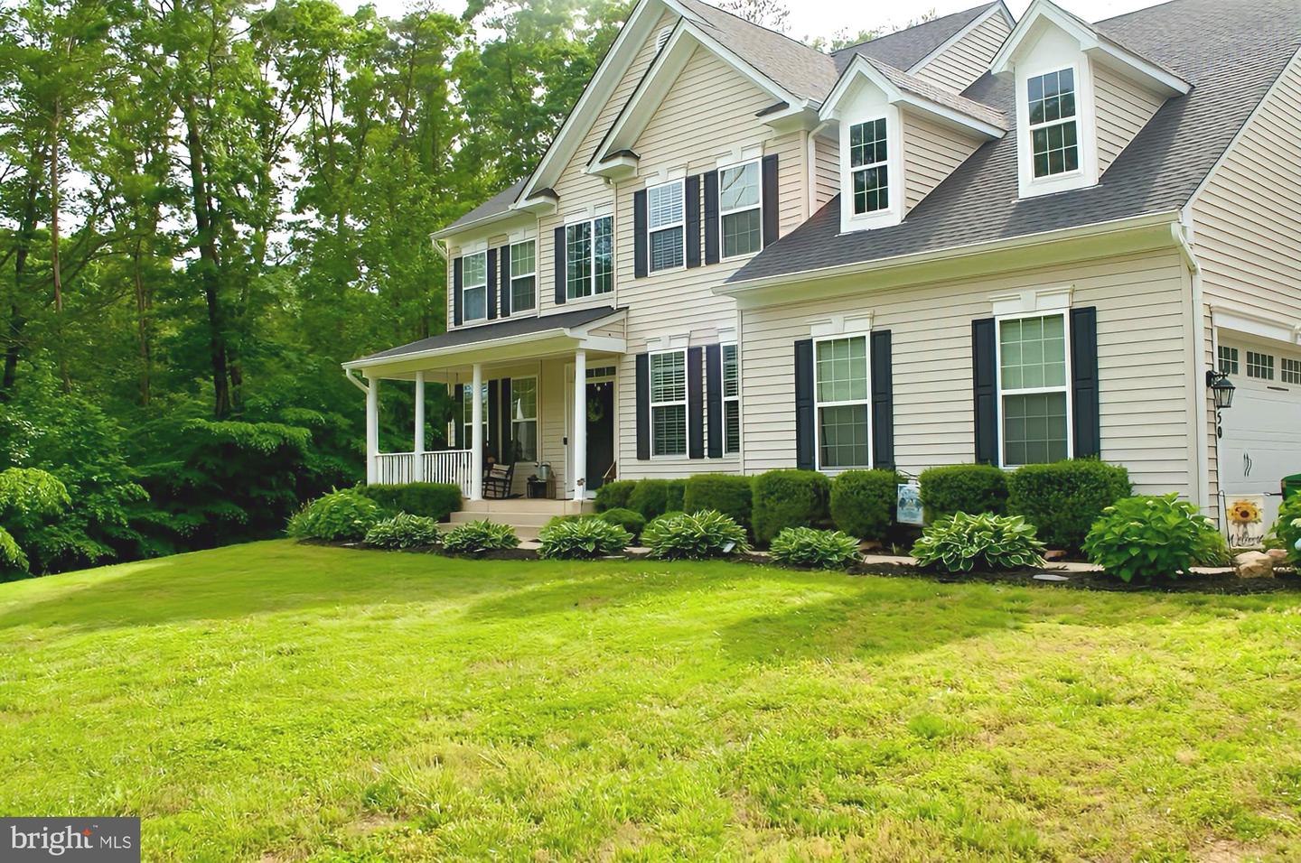 550 LONG MEADOW DR, FREDERICKSBURG, Virginia 22406, 4 Bedrooms Bedrooms, ,2 BathroomsBathrooms,Residential,For sale,550 LONG MEADOW DR,VAST2039208 MLS # VAST2039208