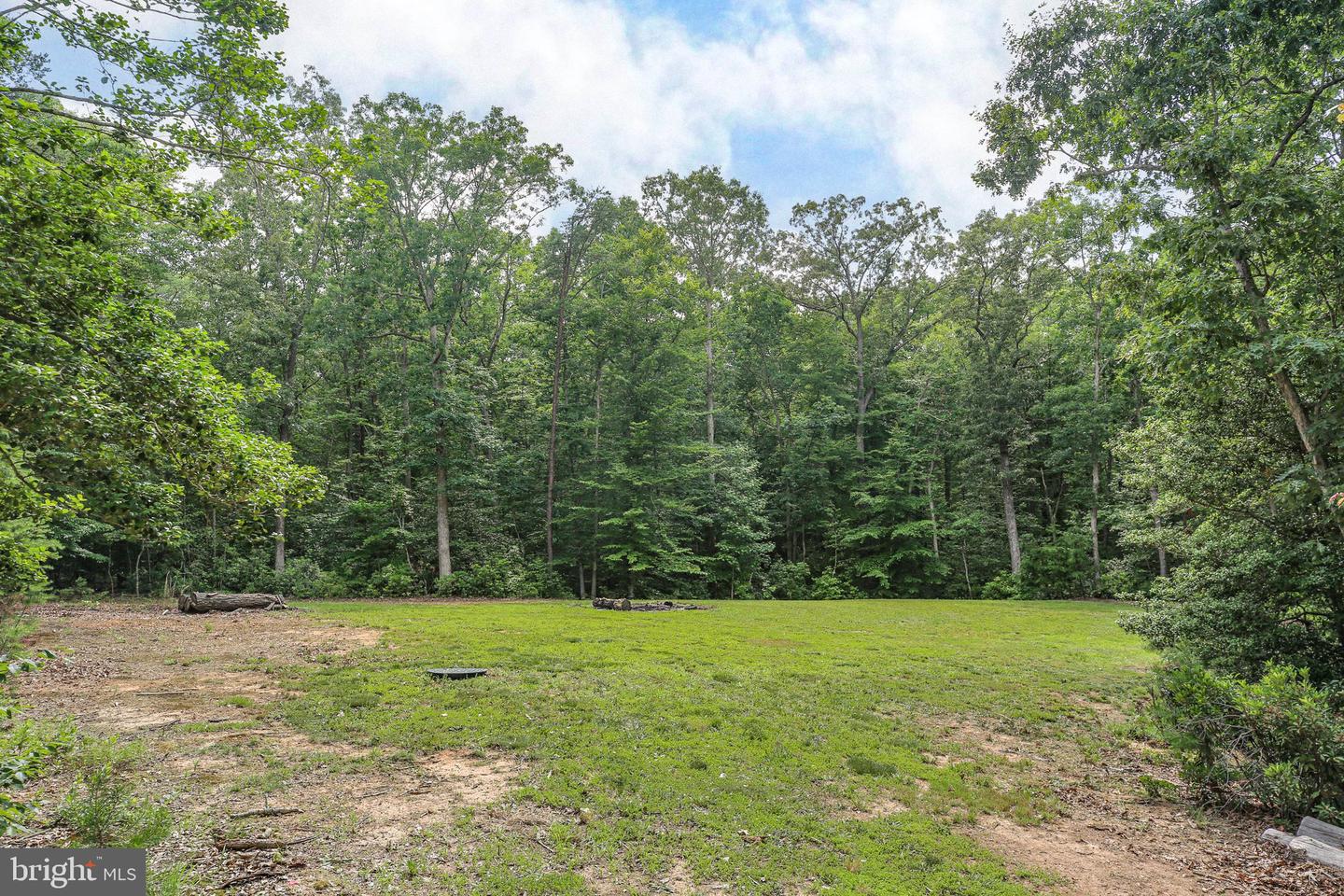 550 LONG MEADOW DR, FREDERICKSBURG, Virginia 22406, 4 Bedrooms Bedrooms, ,2 BathroomsBathrooms,Residential,For sale,550 LONG MEADOW DR,VAST2039208 MLS # VAST2039208