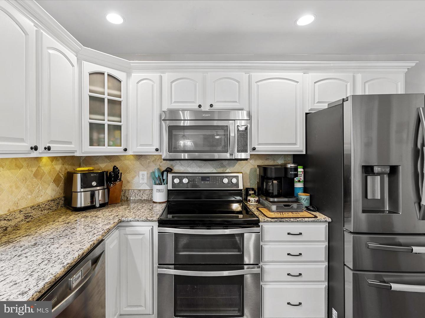 48 MADDOX LN, AMISSVILLE, Virginia 20106, 4 Bedrooms Bedrooms, ,3 BathroomsBathrooms,Residential,For sale,48 MADDOX LN,VARP2002126 MLS # VARP2002126