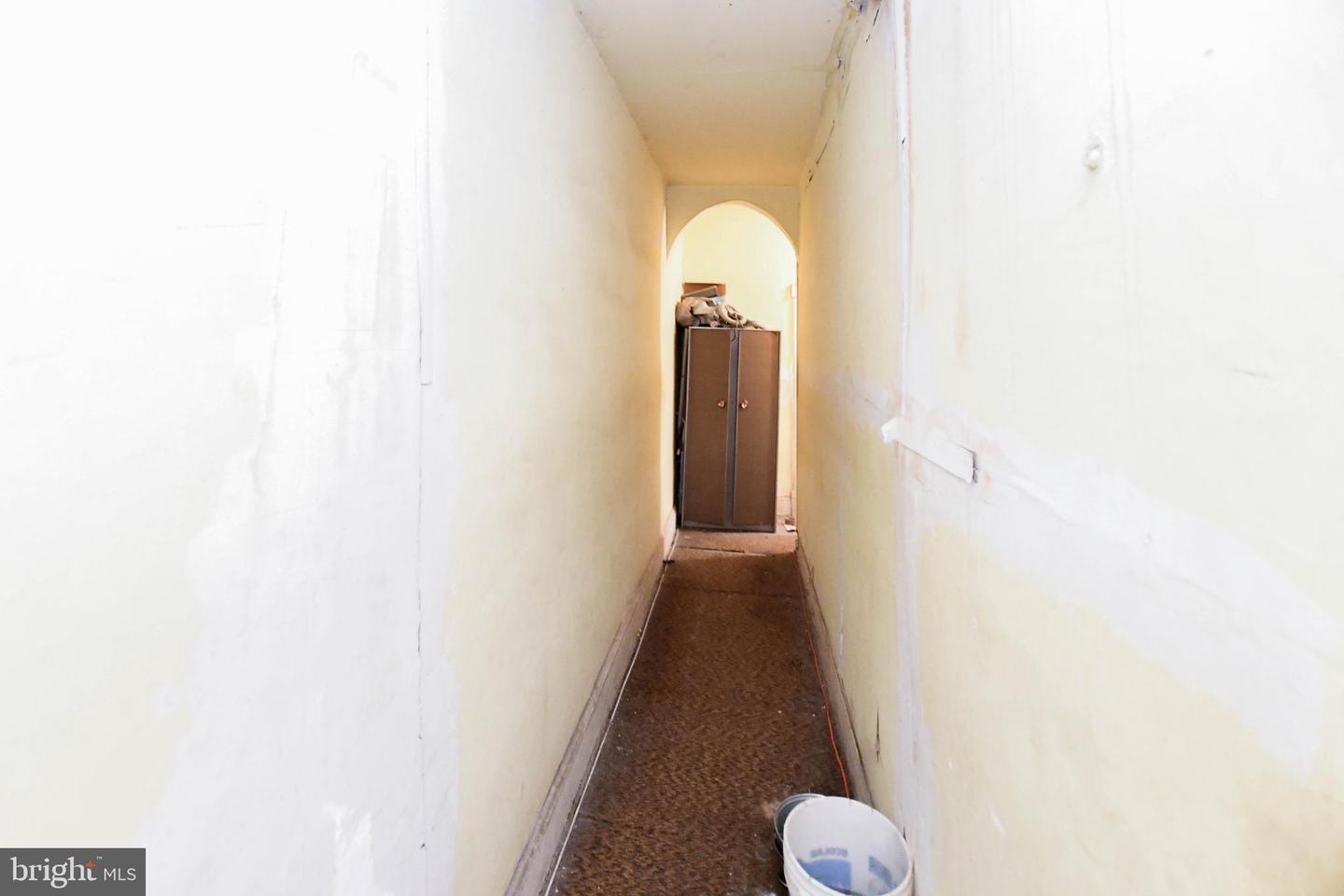 44 Q ST NE, WASHINGTON, District Of Columbia 20002, 3 Bedrooms Bedrooms, ,1 BathroomBathrooms,Residential,For sale,44 Q ST NE,DCDC2205268 MLS # DCDC2205268
