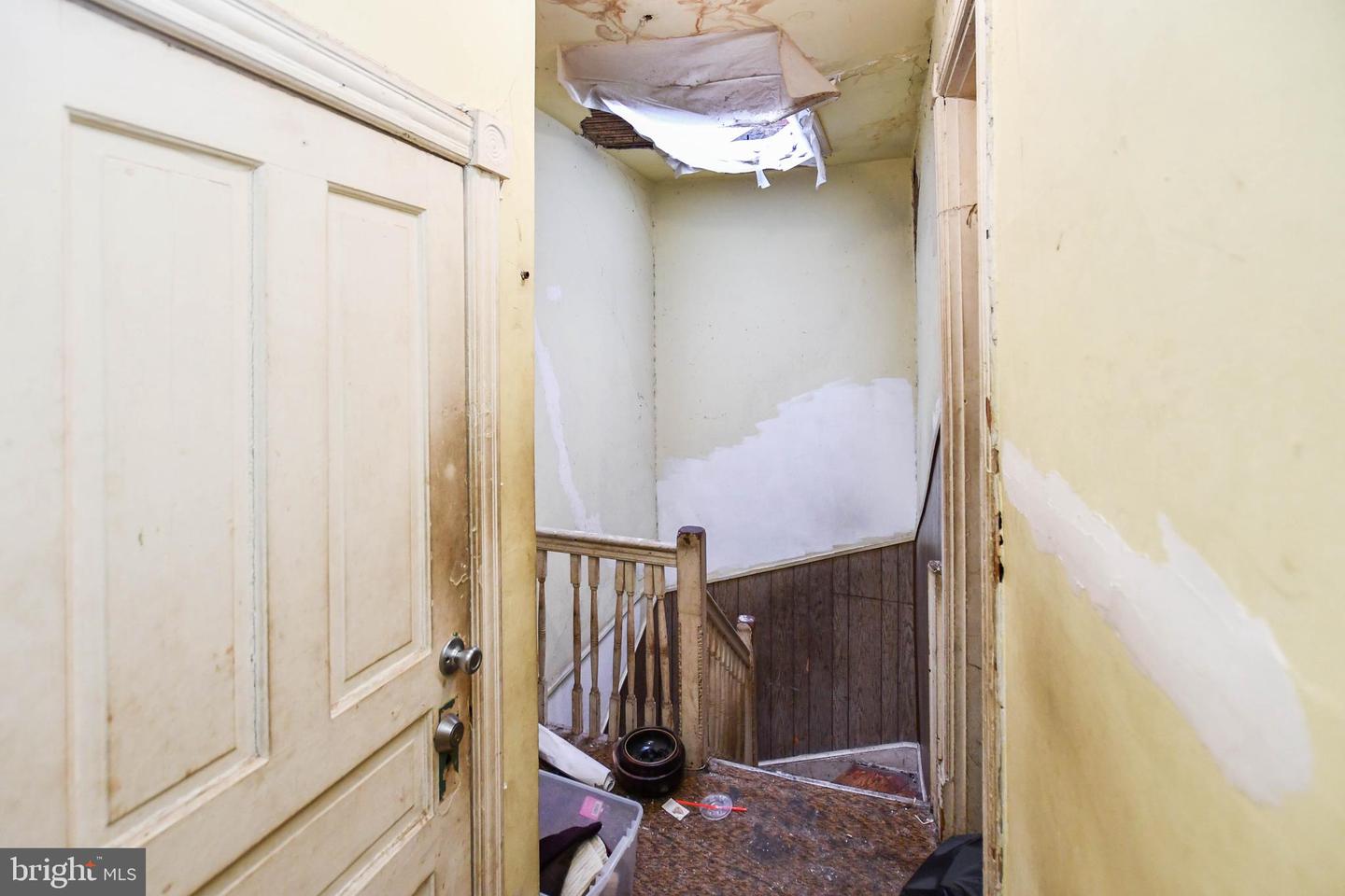 44 Q ST NE, WASHINGTON, District Of Columbia 20002, 3 Bedrooms Bedrooms, ,1 BathroomBathrooms,Residential,For sale,44 Q ST NE,DCDC2205268 MLS # DCDC2205268
