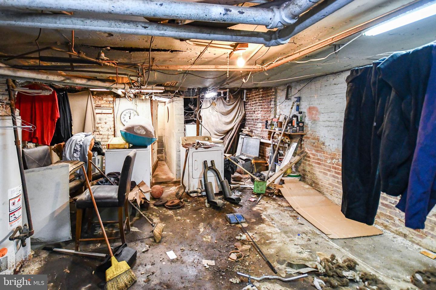 44 Q ST NE, WASHINGTON, District Of Columbia 20002, 3 Bedrooms Bedrooms, ,1 BathroomBathrooms,Residential,For sale,44 Q ST NE,DCDC2205268 MLS # DCDC2205268