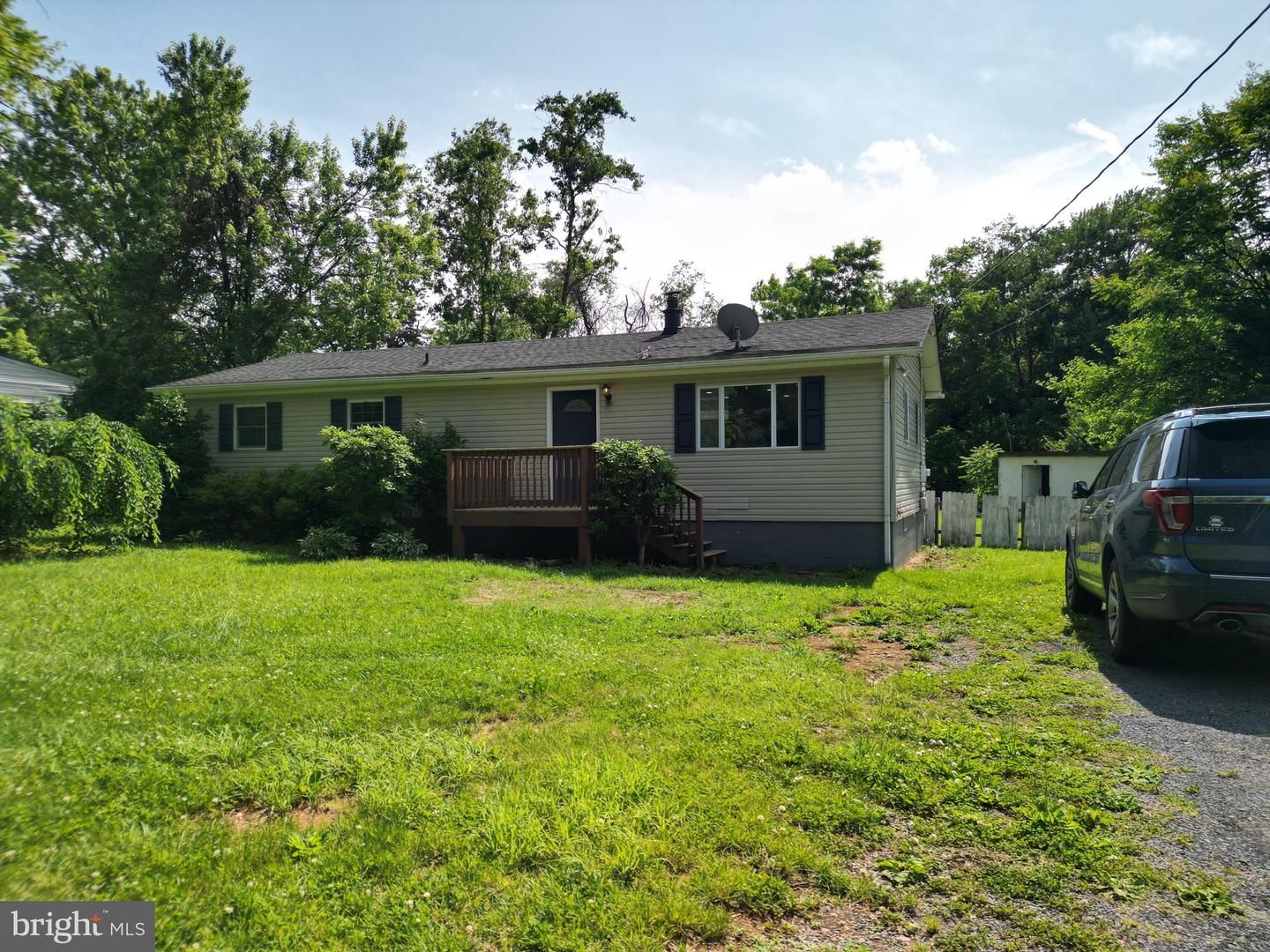 3515 HOWELLSVILLE RD, FRONT ROYAL, Virginia 22630, 3 Bedrooms Bedrooms, ,2 BathroomsBathrooms,Residential,For sale,3515 HOWELLSVILLE RD,VAWR2011426 MLS # VAWR2011426