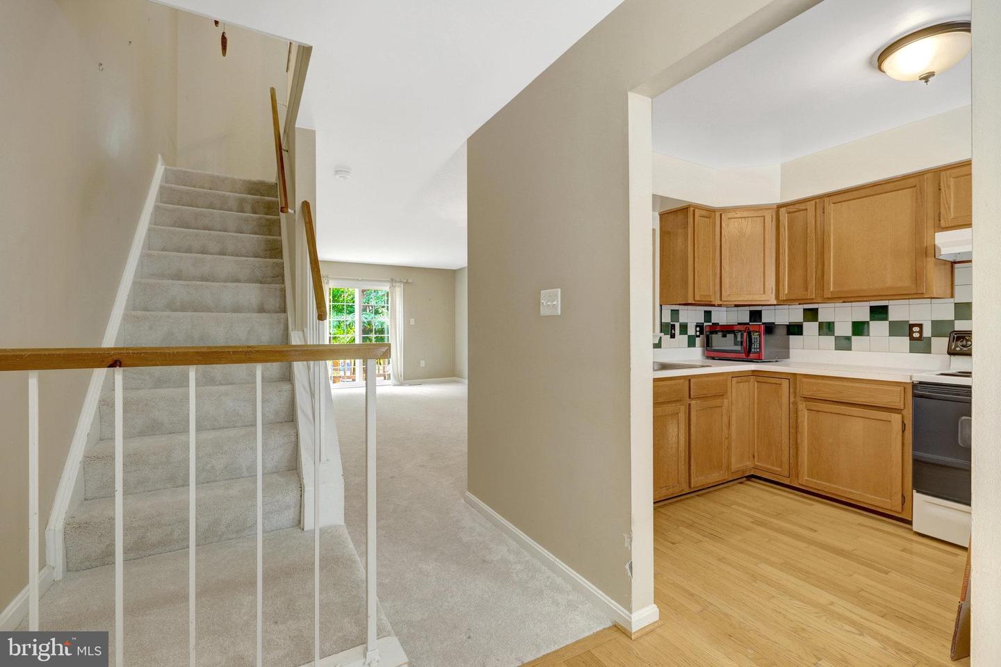 6886 CHASEWOOD CIR, CENTREVILLE, Virginia 20121, 2 Bedrooms Bedrooms, ,3 BathroomsBathrooms,Residential,For sale,6886 CHASEWOOD CIR,VAFX2247164 MLS # VAFX2247164