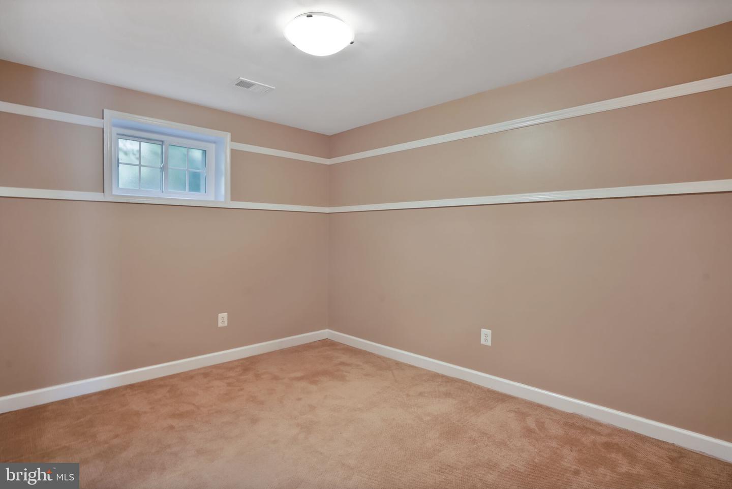 3848 UNIVERSITY DR, FAIRFAX, Virginia 22030, 3 Bedrooms Bedrooms, ,3 BathroomsBathrooms,Residential,For sale,3848 UNIVERSITY DR,VAFC2006456 MLS # VAFC2006456