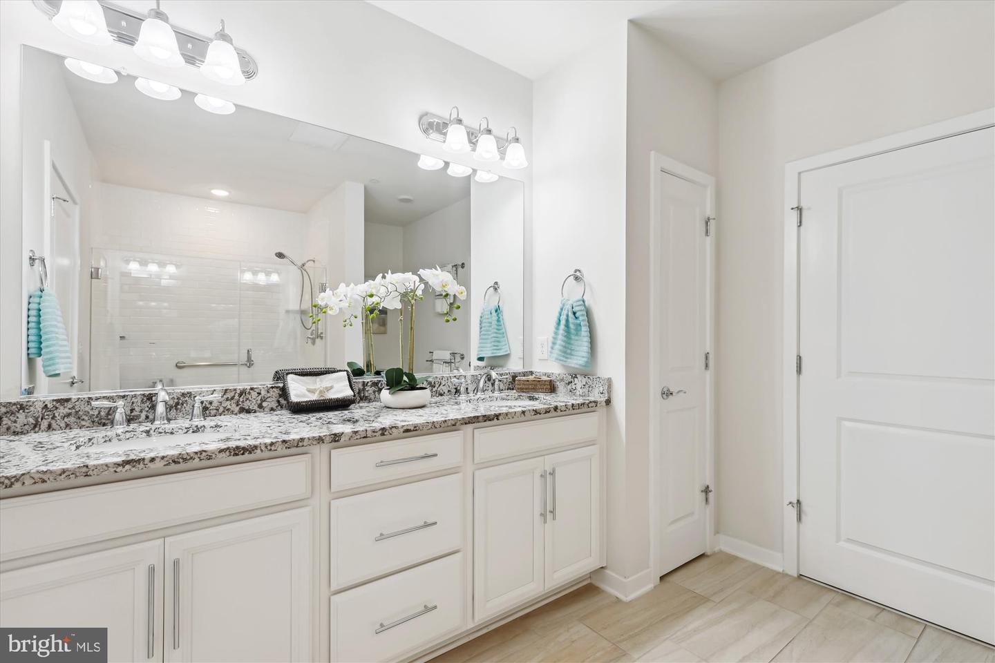 3989 NORTON PL #207, FAIRFAX, Virginia 22030, 2 Bedrooms Bedrooms, ,2 BathroomsBathrooms,Residential,For sale,3989 NORTON PL #207,VAFC2006474 MLS # VAFC2006474