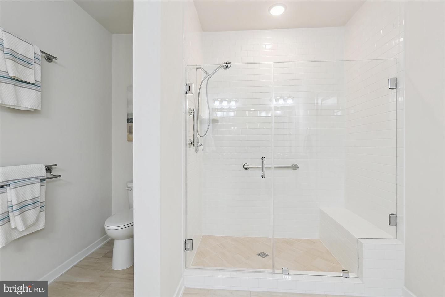 3989 NORTON PL #207, FAIRFAX, Virginia 22030, 2 Bedrooms Bedrooms, ,2 BathroomsBathrooms,Residential,For sale,3989 NORTON PL #207,VAFC2006474 MLS # VAFC2006474