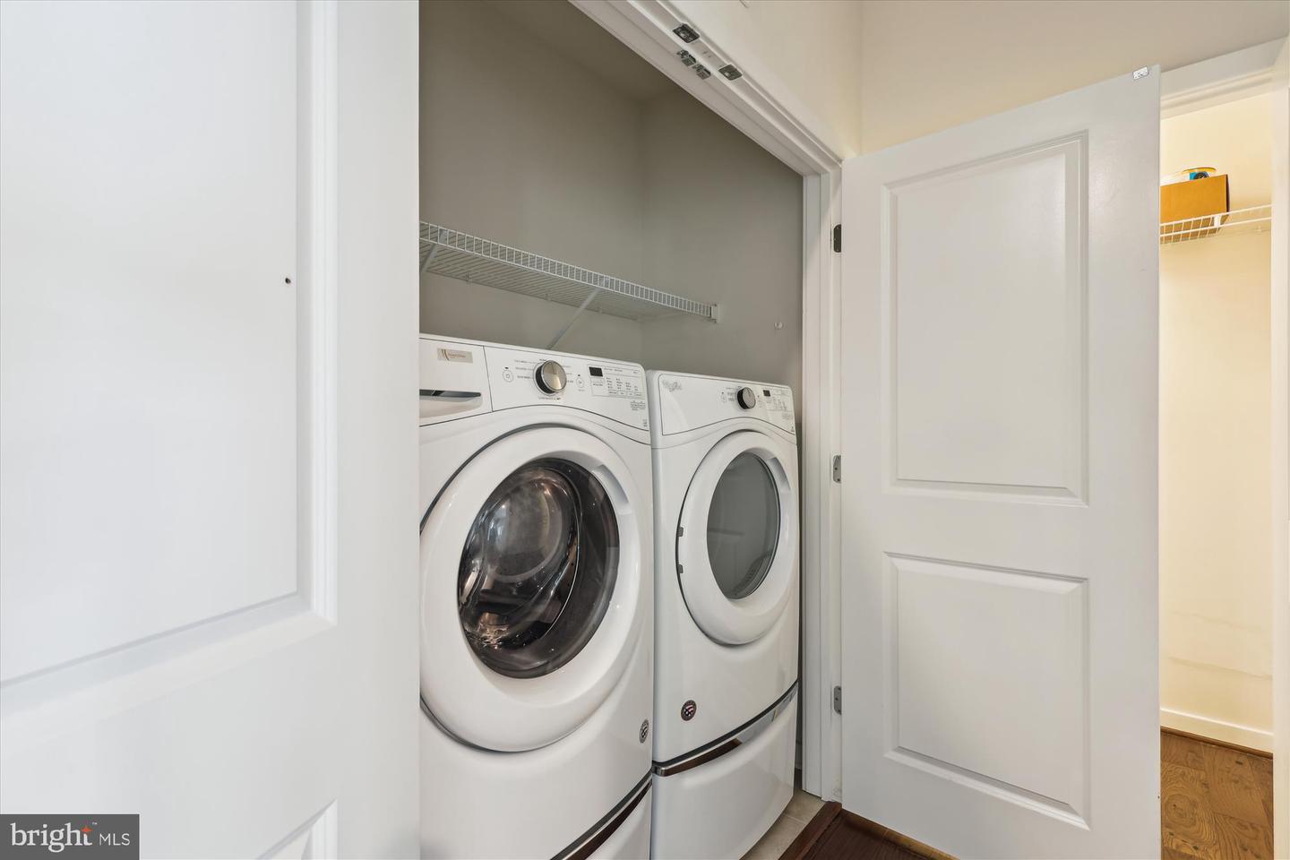 3989 NORTON PL #207, FAIRFAX, Virginia 22030, 2 Bedrooms Bedrooms, ,2 BathroomsBathrooms,Residential,For sale,3989 NORTON PL #207,VAFC2006474 MLS # VAFC2006474