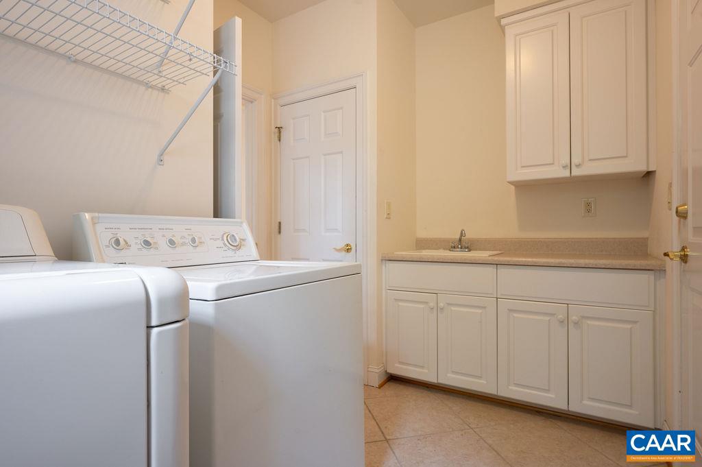 3590 GLASGOW LN, KESWICK, Virginia 22947, 4 Bedrooms Bedrooms, ,3 BathroomsBathrooms,Residential,For sale,3590 GLASGOW LN,665801 MLS # 665801
